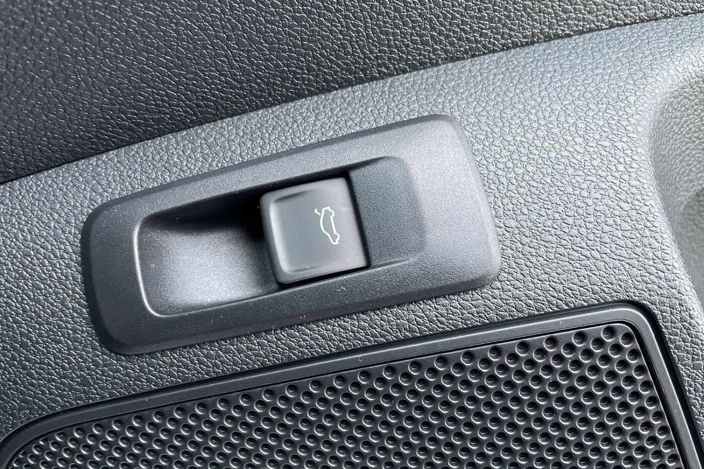 Used Skoda Karoq 2025 for sale - 77176617: Photo 23