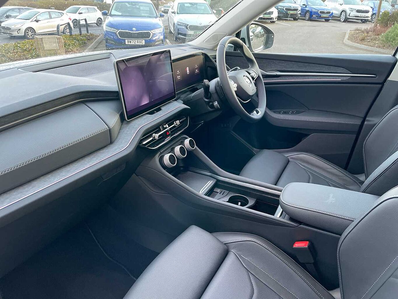 Used Skoda Kodiaq 2025 for sale - 76111173: Photo 2