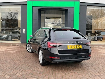 Used Skoda Superb 2023 for sale - 76474516: Photo