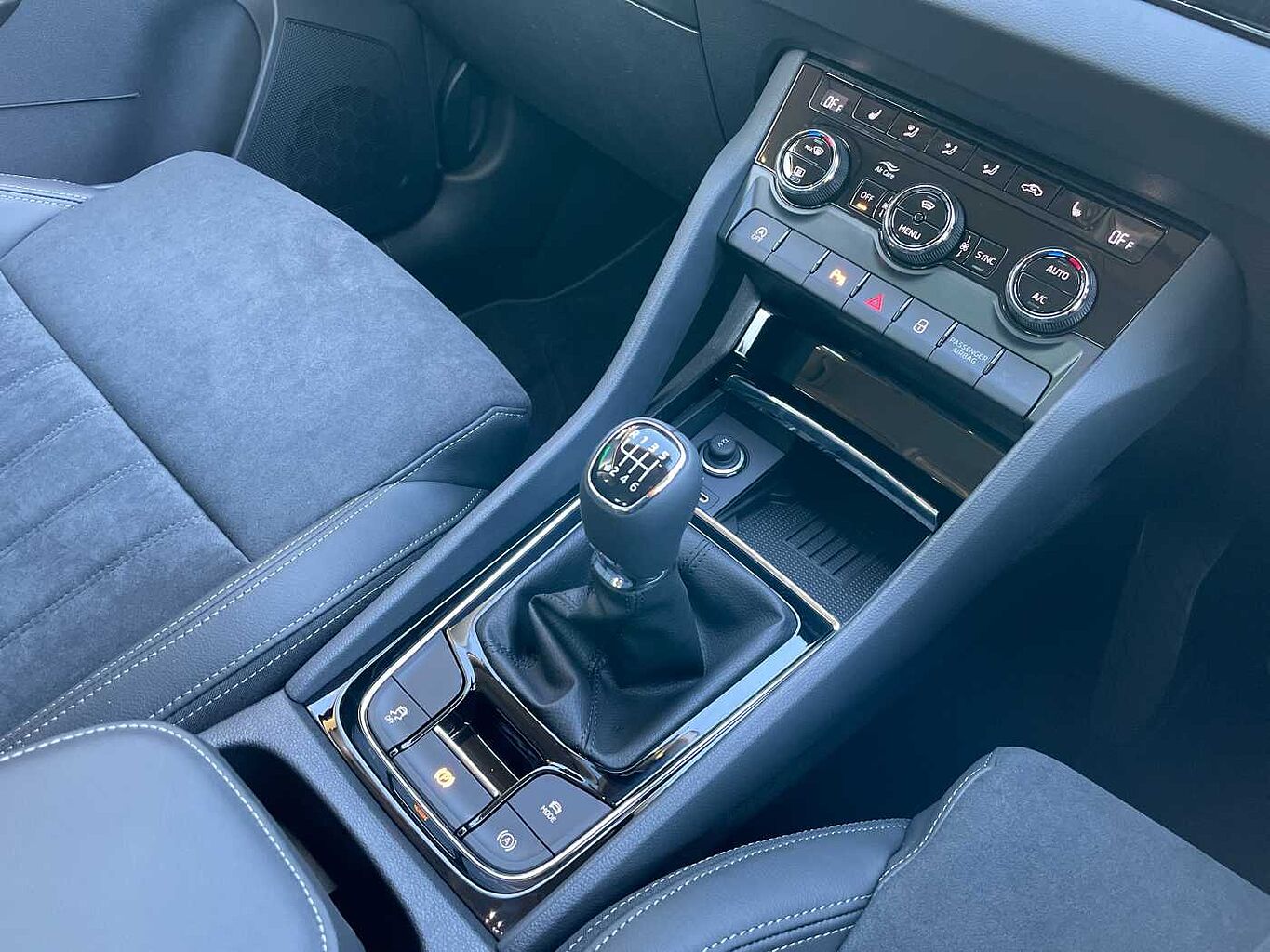 Used Skoda Karoq 2025 for sale - 76635353: Photo 14