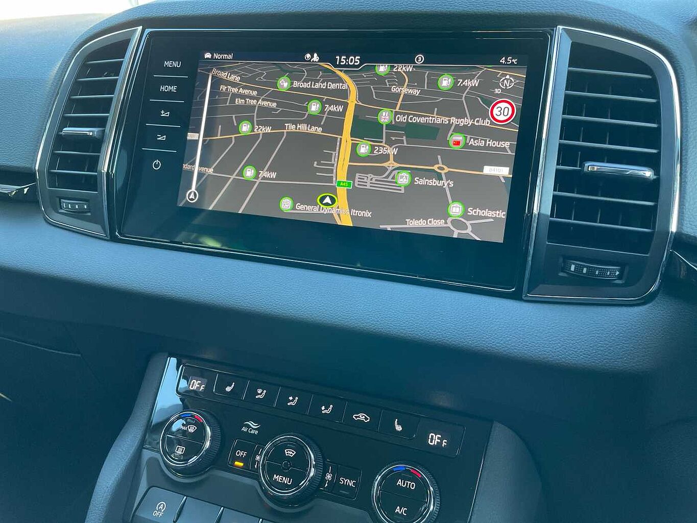 Used Skoda Karoq 2025 for sale - 76635353: Photo 17