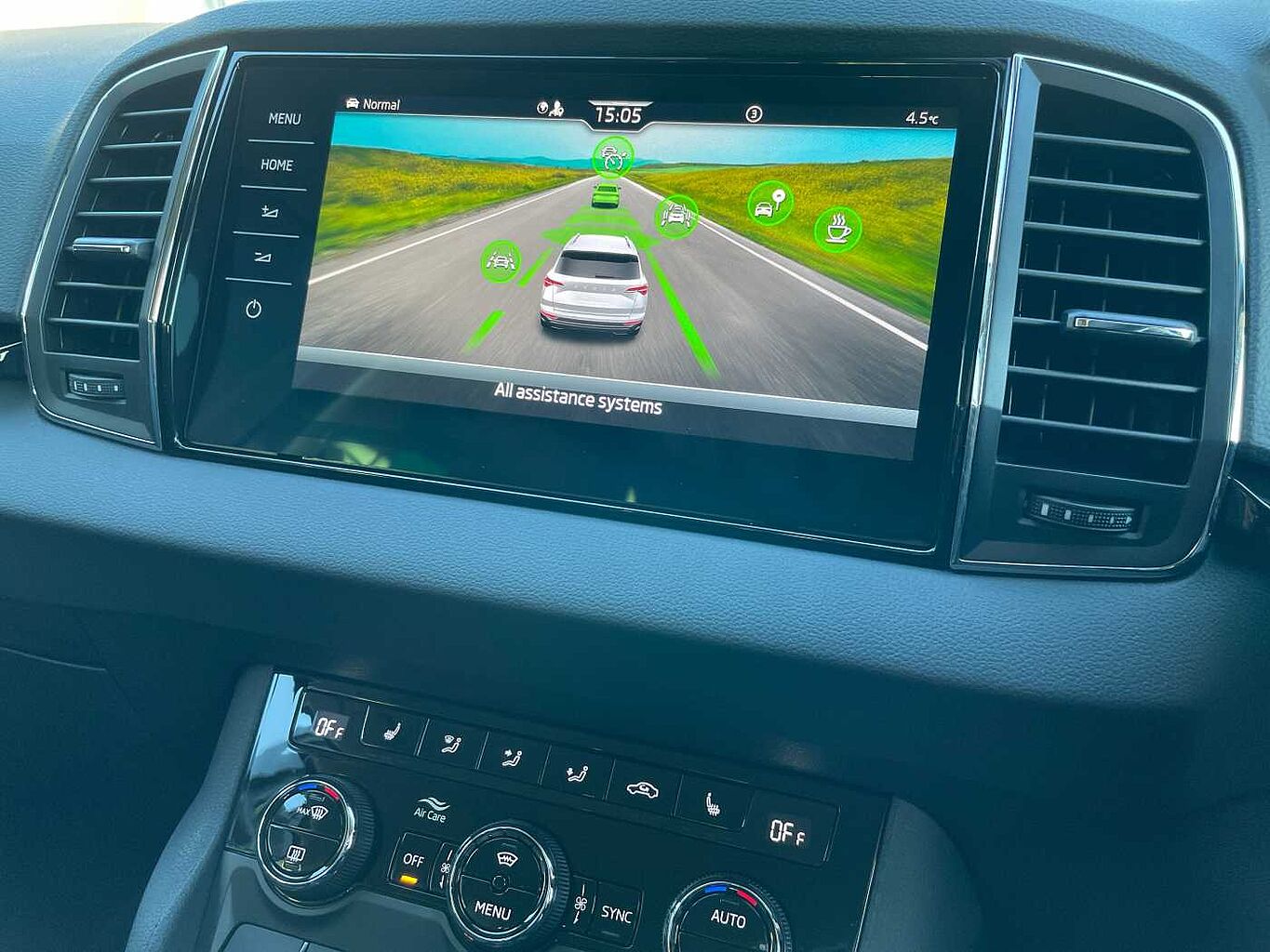 Used Skoda Karoq 2025 for sale - 76635353: Photo 18