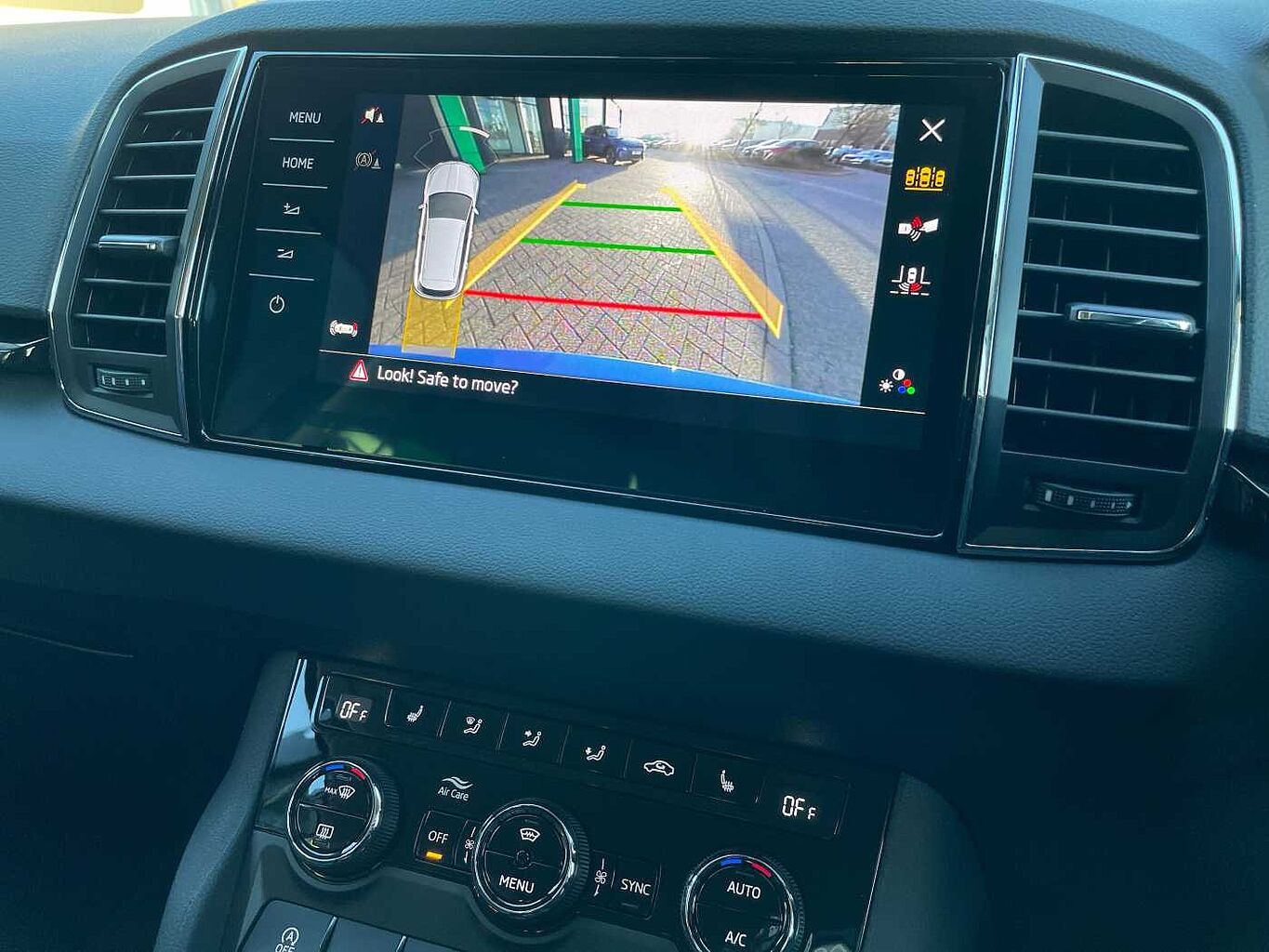 Used Skoda Karoq 2025 for sale - 76635353: Photo 20