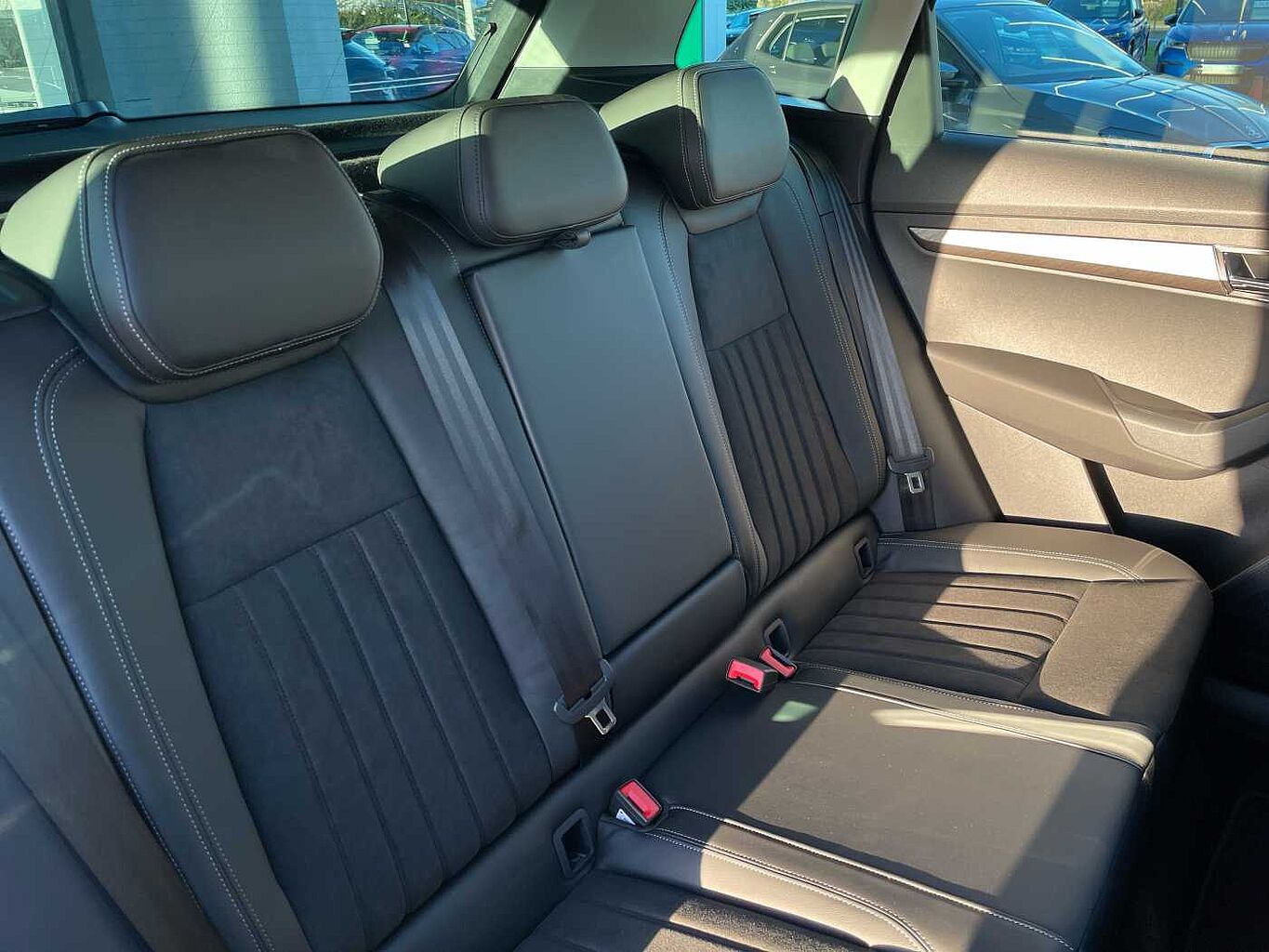 Used Skoda Karoq 2025 for sale - 76635353: Photo 8