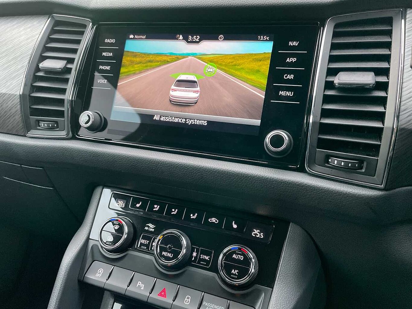 Used Skoda Kodiaq 2023 for sale - 76359753: Photo 19