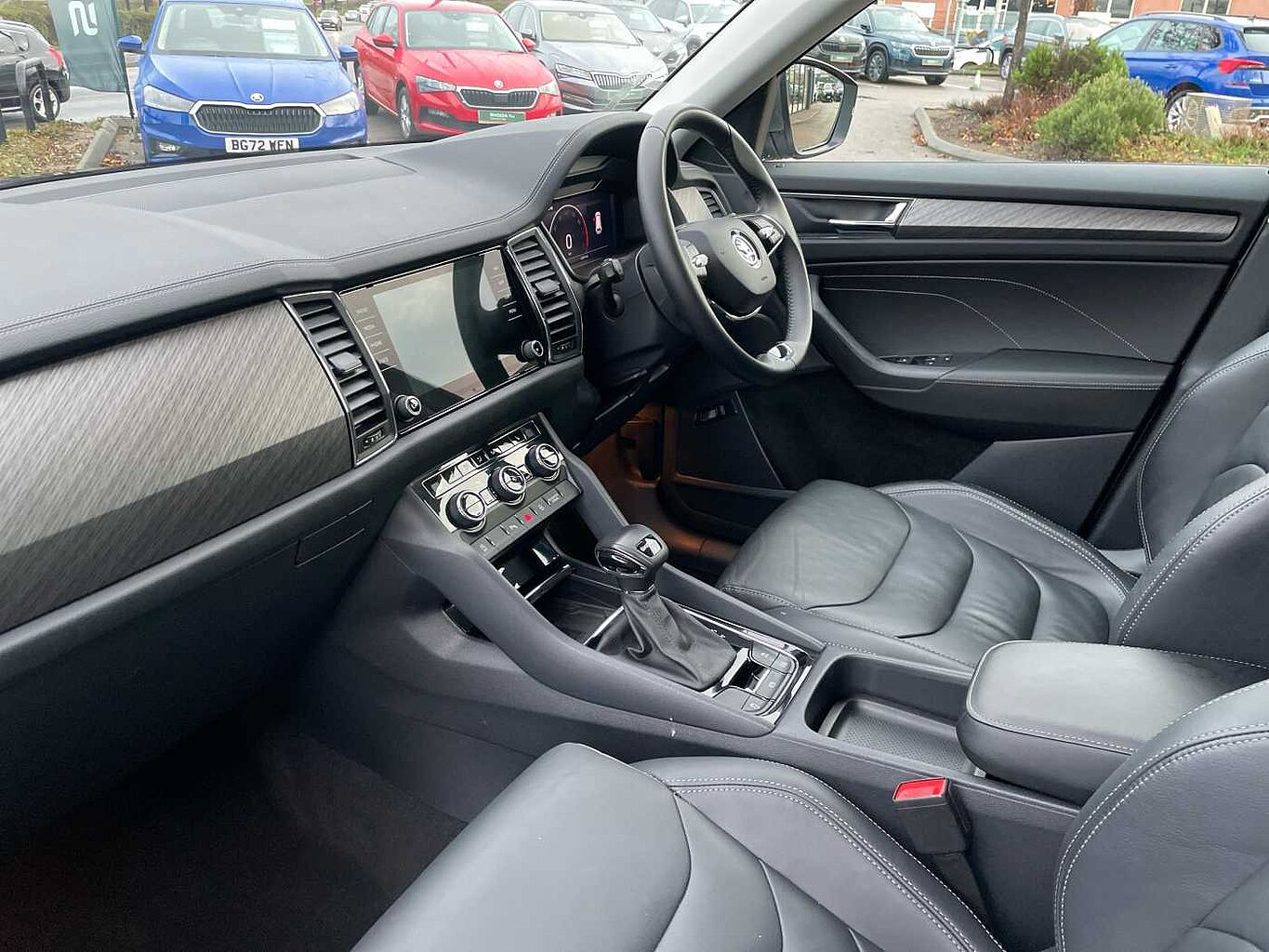 Used Skoda Kodiaq 2023 for sale - 76359753: Photo 2