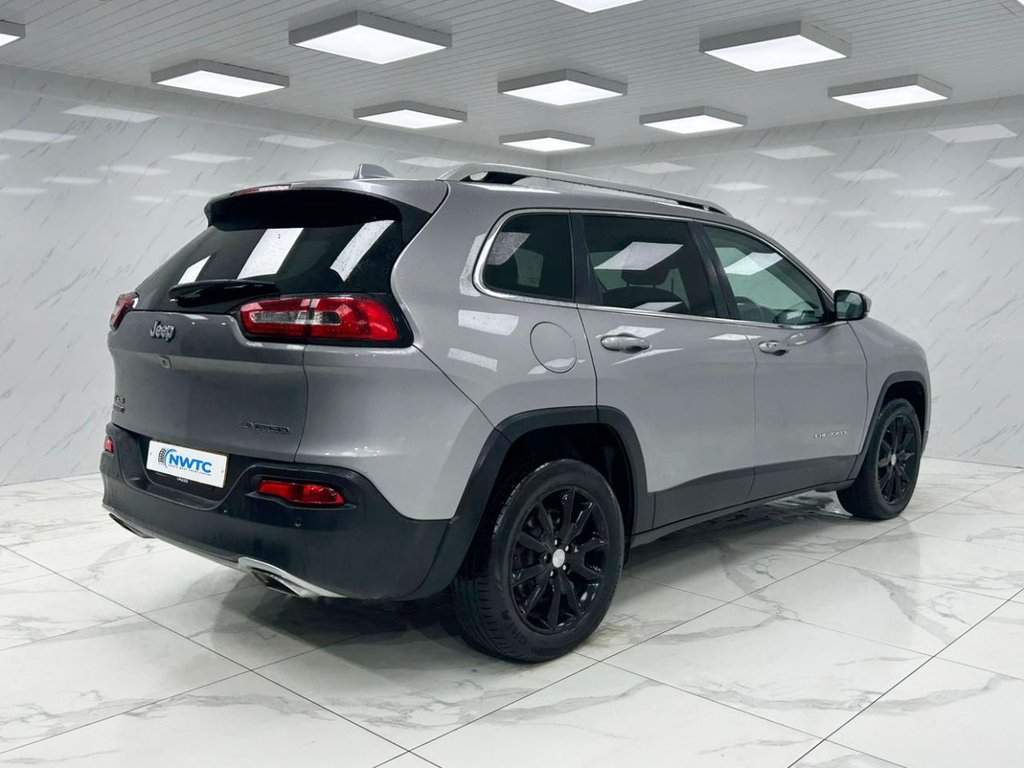 Used Jeep Cherokee 2015 for sale - 76527241: Photo 10