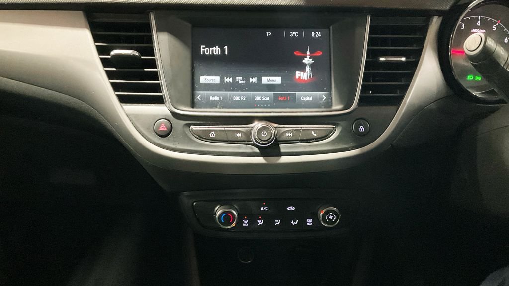 Used Vauxhall Crossland X 2019 for sale - 77263896: Photo 9