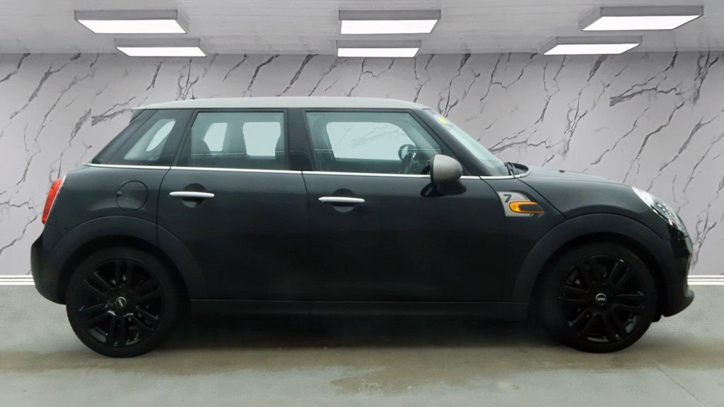 Used MINI Hatch 2017 for sale - 77463977: Photo 8