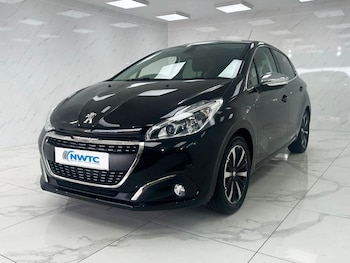 Used Peugeot 208 2018 for sale - 76569815: Photo