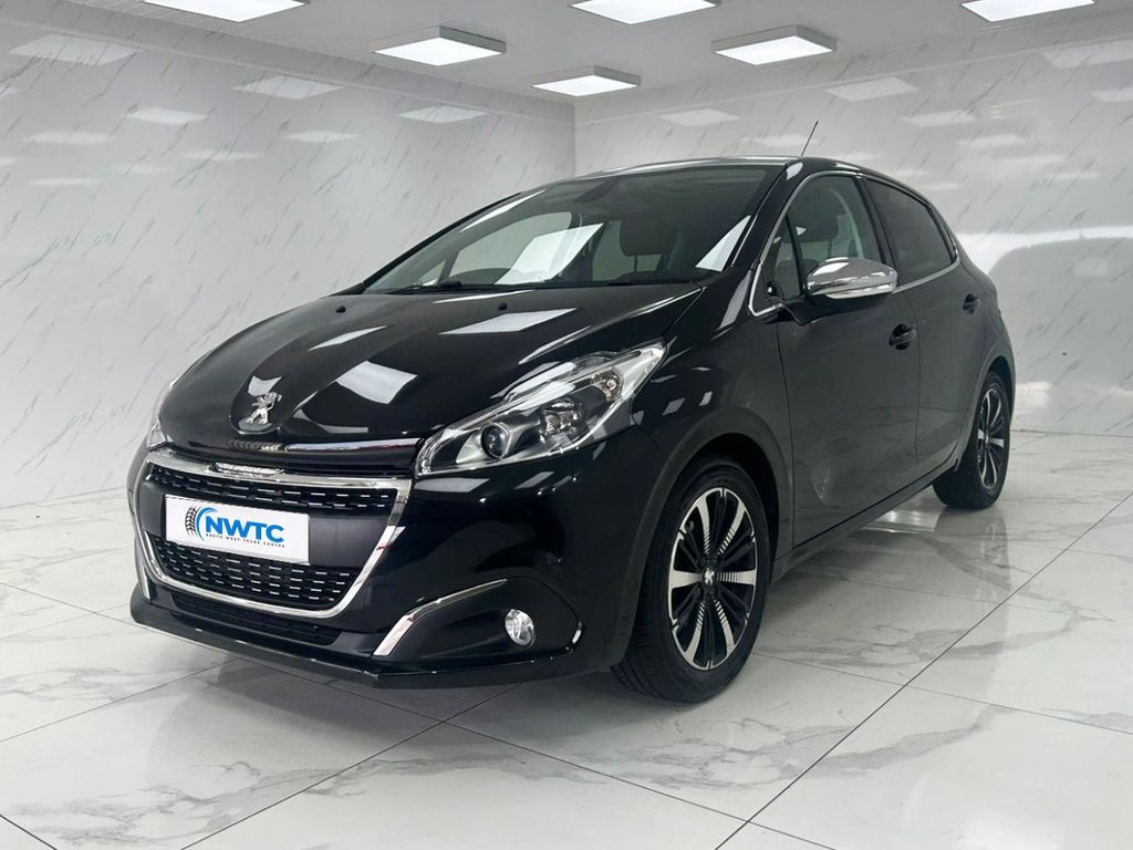 Used Peugeot 208 2018 for sale - 76569815: Photo 5