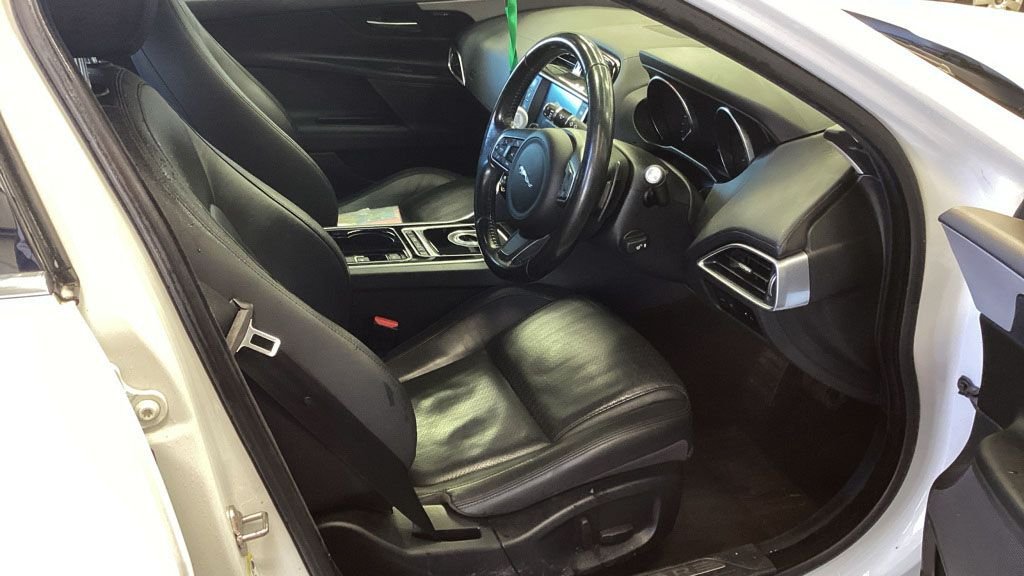 Used Jaguar XE 2015 for sale - 78212685: Photo 13