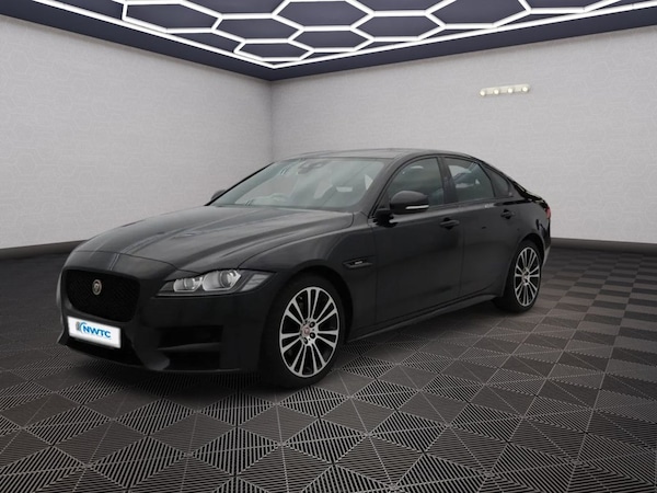 Used Jaguar XF 2019 for sale - 76267021: Photo 3