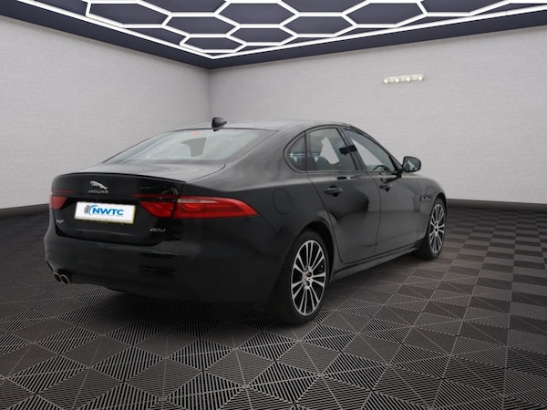 Used Jaguar XF 2019 for sale - 76267021: Photo 5
