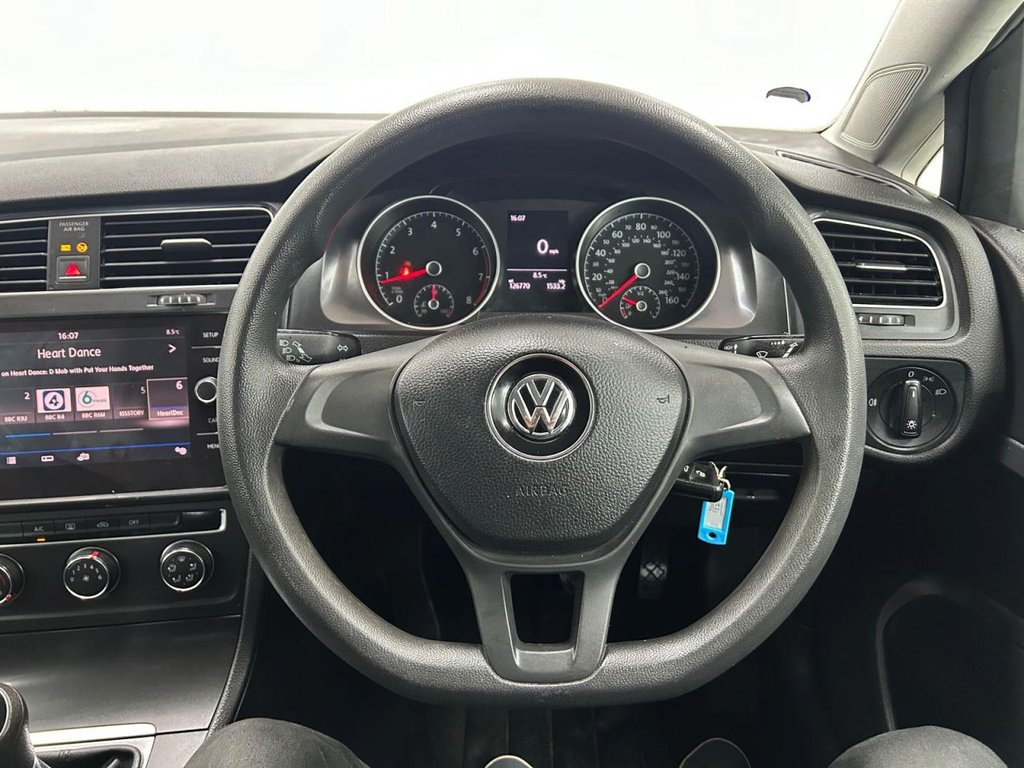 Used Volkswagen Golf 2017 for sale - 77719940: Photo 19