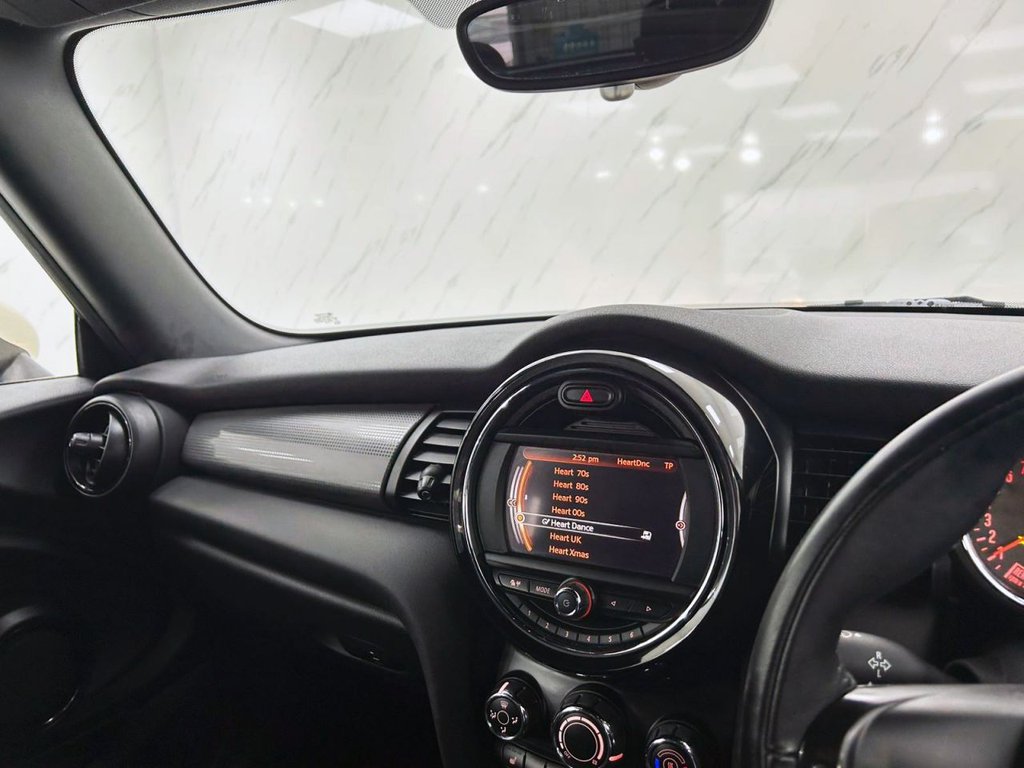 Used MINI Convertible 2016 for sale - 76430269: Photo 17