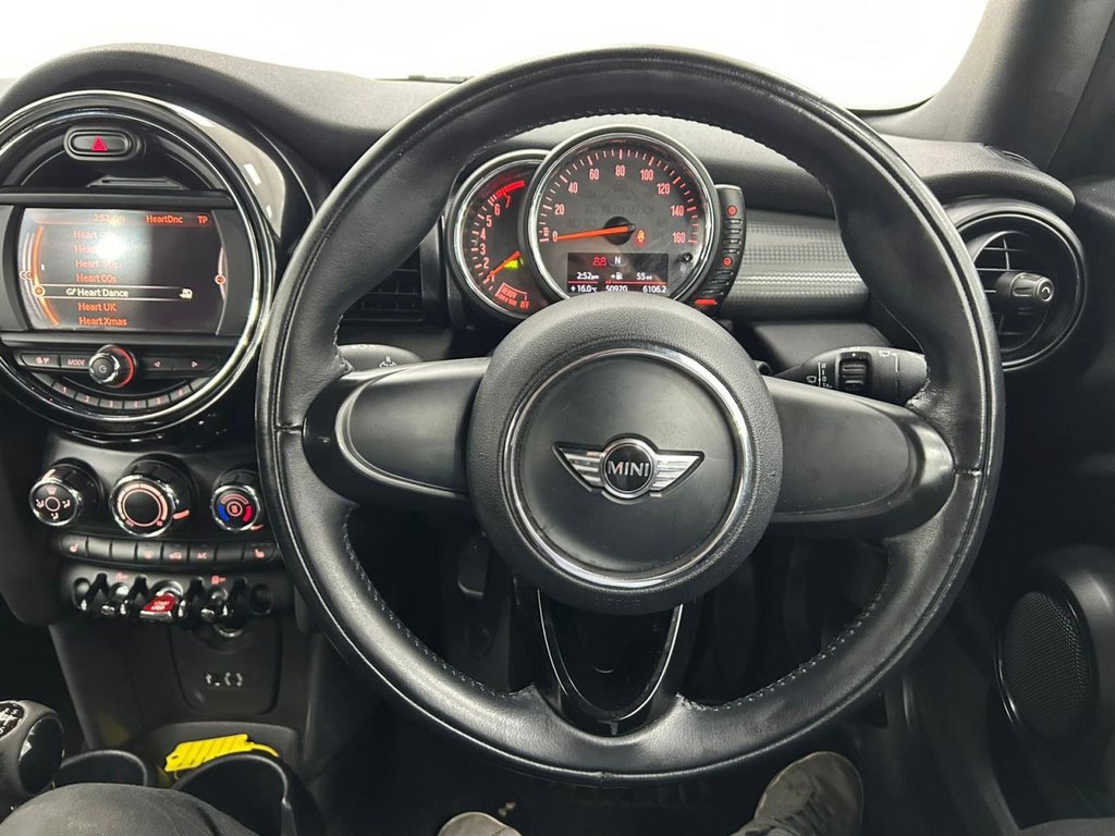 Used MINI Convertible 2016 for sale - 76430269: Photo 19