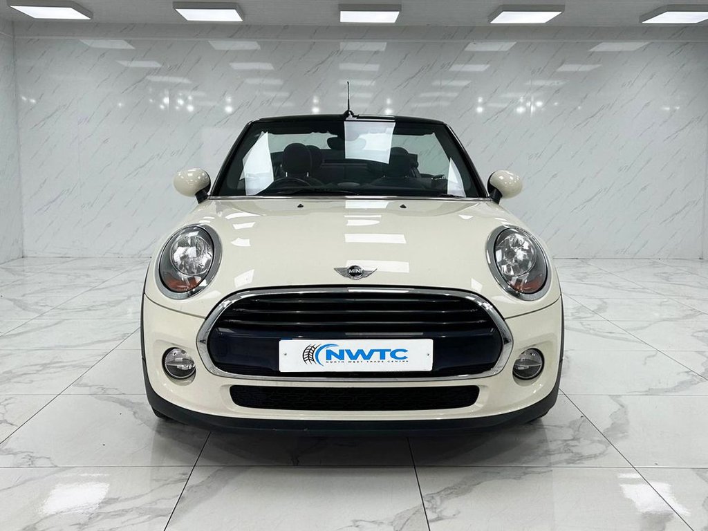 Used MINI Convertible 2016 for sale - 76430269: Photo 4