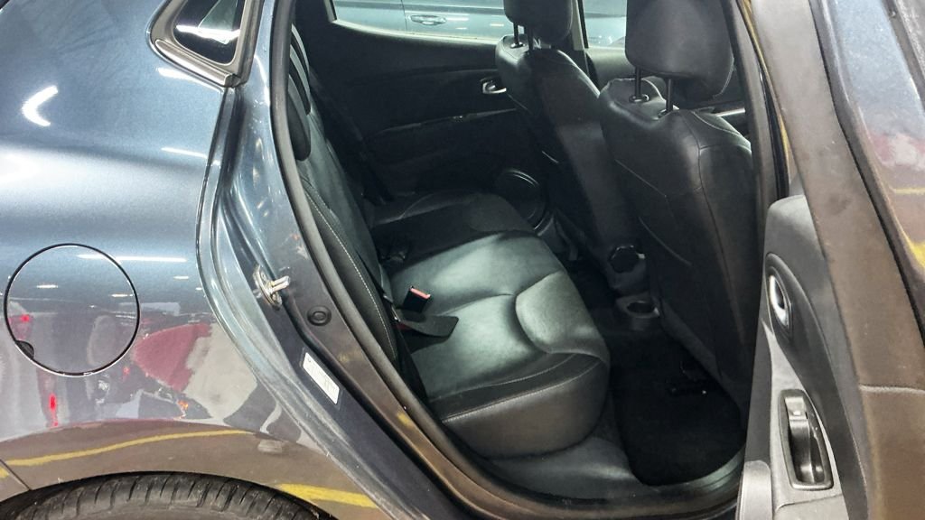 Used Renault Clio 2017 for sale - 77463957: Photo 14