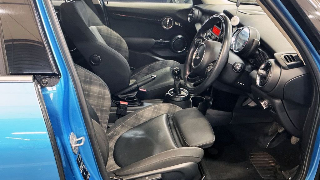 Used MINI Hatch 2016 for sale - 76386537: Photo 11