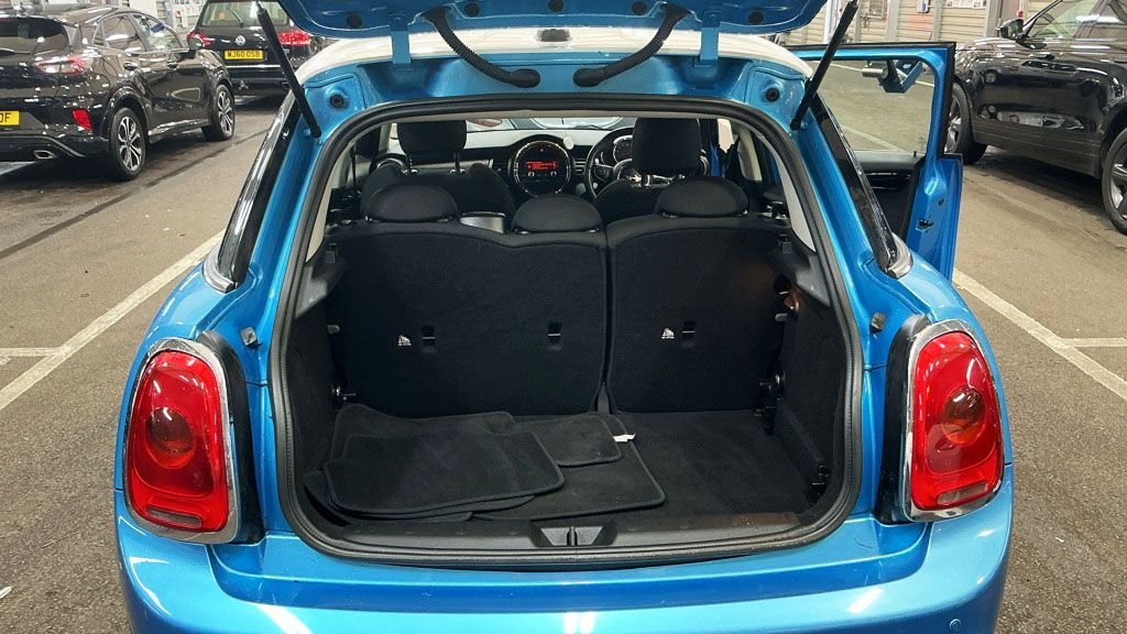 Used MINI Hatch 2016 for sale - 76386537: Photo 13