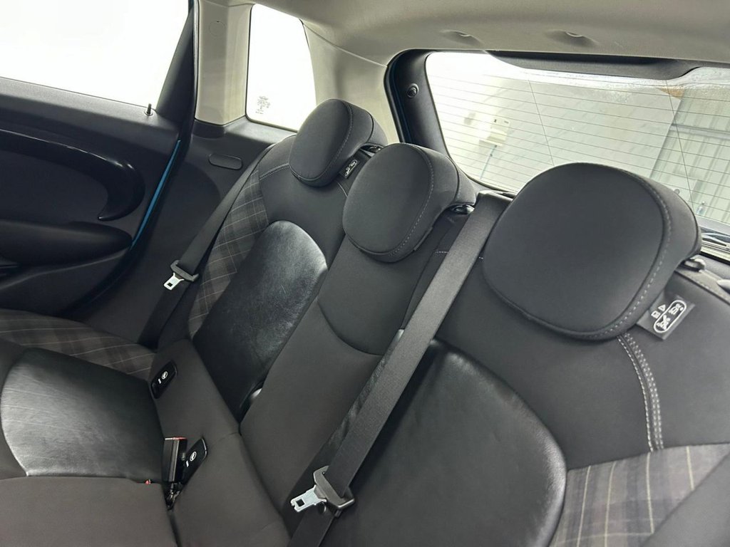 Used MINI Hatch 2016 for sale - 76386537: Photo 17