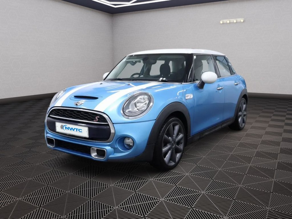 Used MINI Hatch 2016 for sale - 76386537: Photo 3