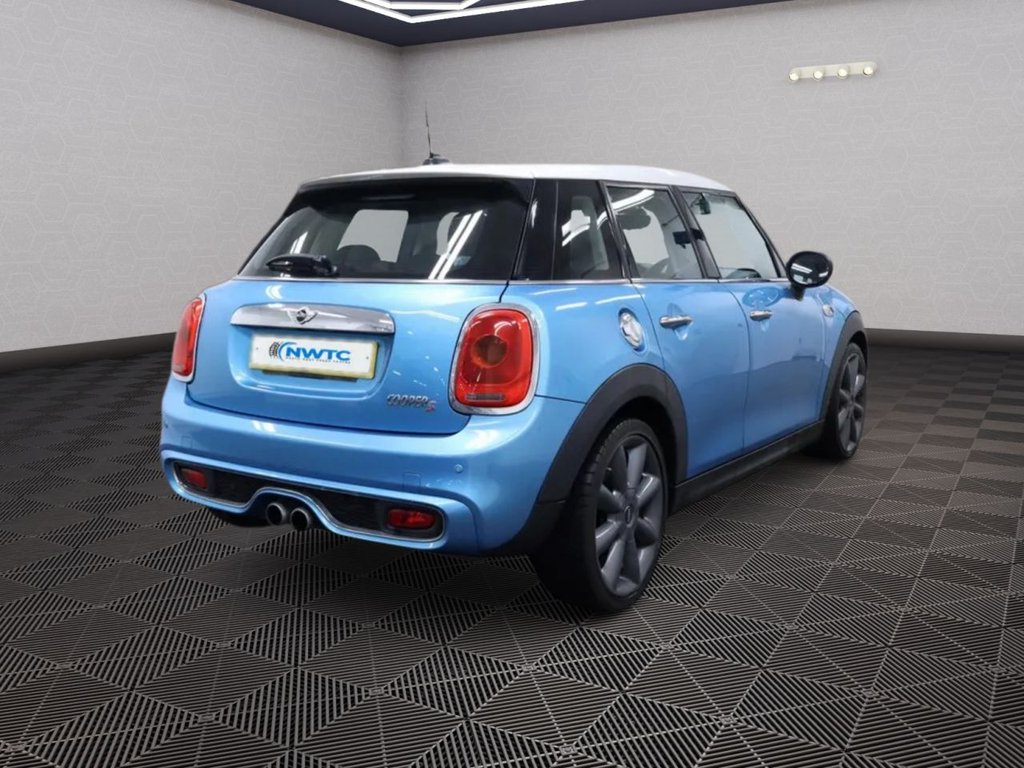 Used MINI Hatch 2016 for sale - 76386537: Photo 5
