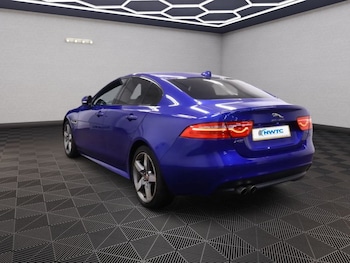 Used Jaguar XE 2017 for sale - 76356895: Photo