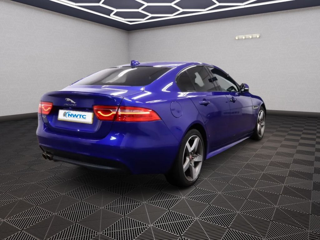 Used Jaguar XE 2017 for sale - 76356895: Photo 5