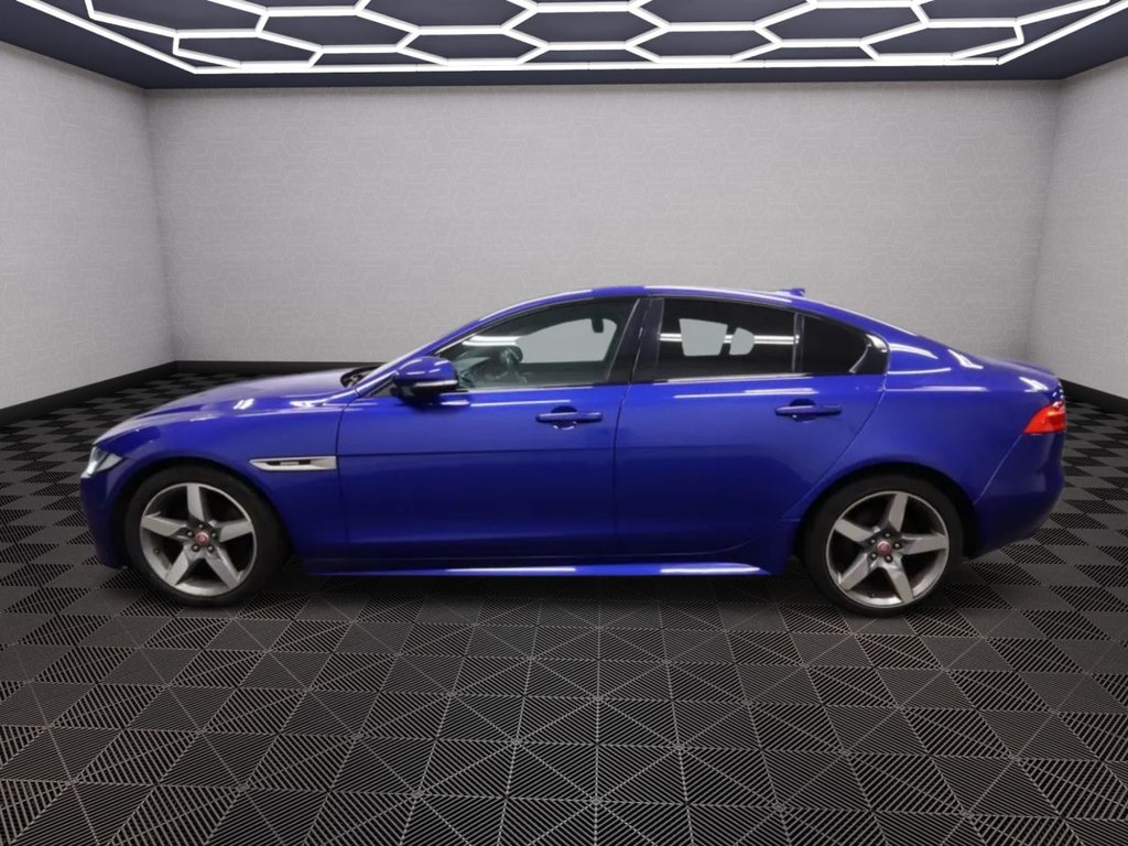 Used Jaguar XE 2017 for sale - 76356895: Photo 6