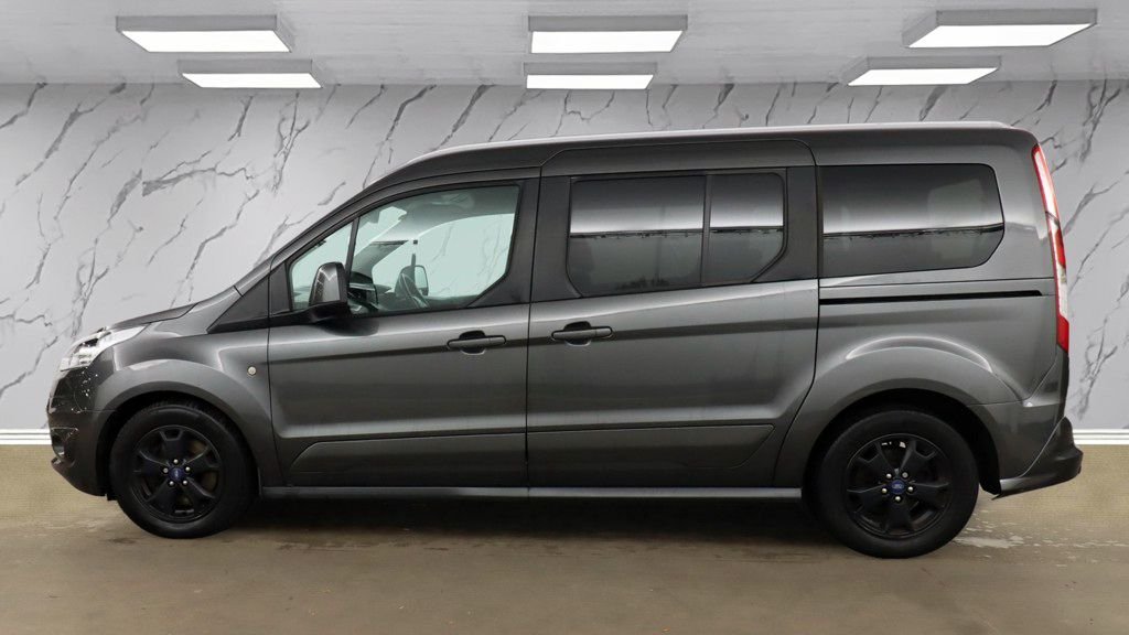 Used Ford Grand Tourneo Connect 2017 for sale - 76711049: Photo 7