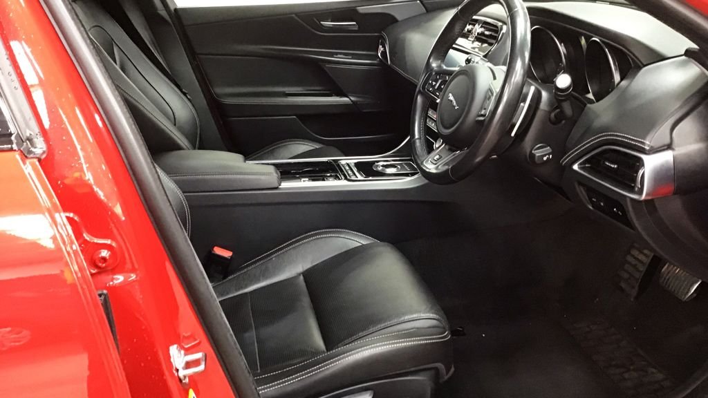 Used Jaguar XE 2019 for sale - 78201029: Photo 13