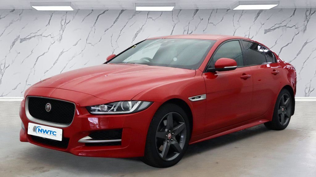 Used Jaguar XE 2019 for sale - 78201029: Photo 5