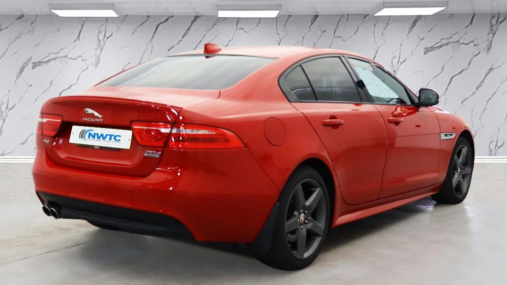 Used Jaguar XE 2019 for sale - 78201029: Photo 7