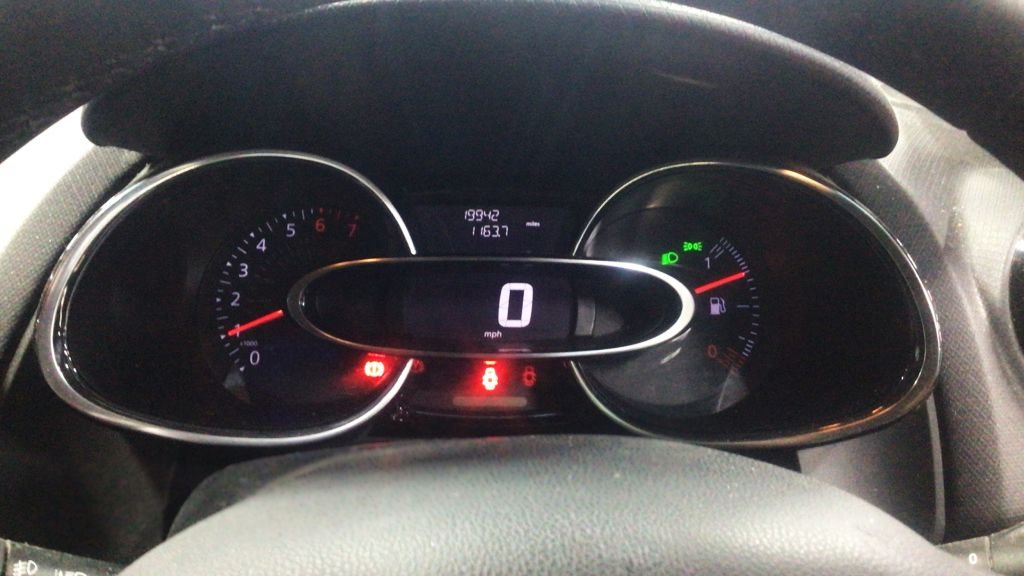 Used Renault Clio 2017 for sale - 76923913: Photo 10