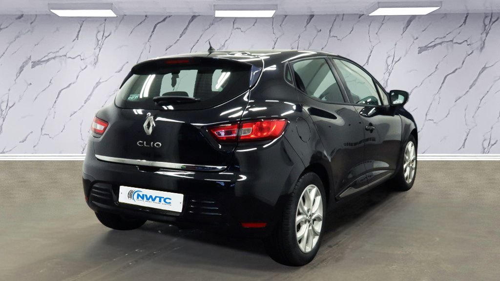 Used Renault Clio 2017 for sale - 76923913: Photo 5