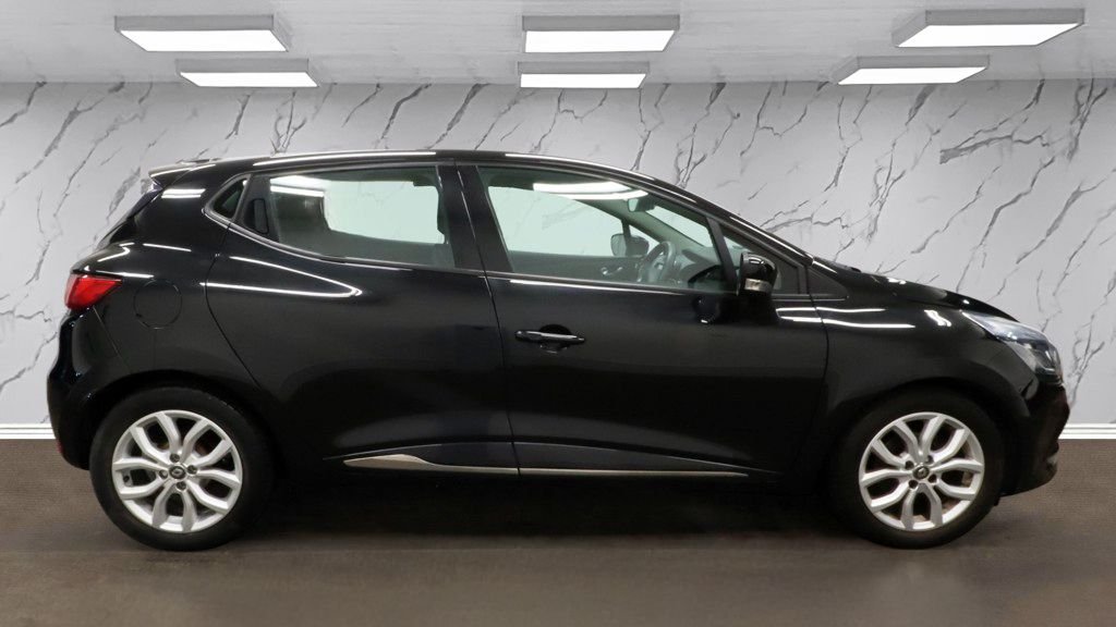 Used Renault Clio 2017 for sale - 76923913: Photo 6