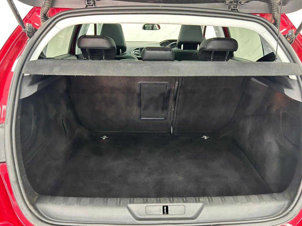 Used Peugeot 308 2019 for sale - 76081021: Photo 19