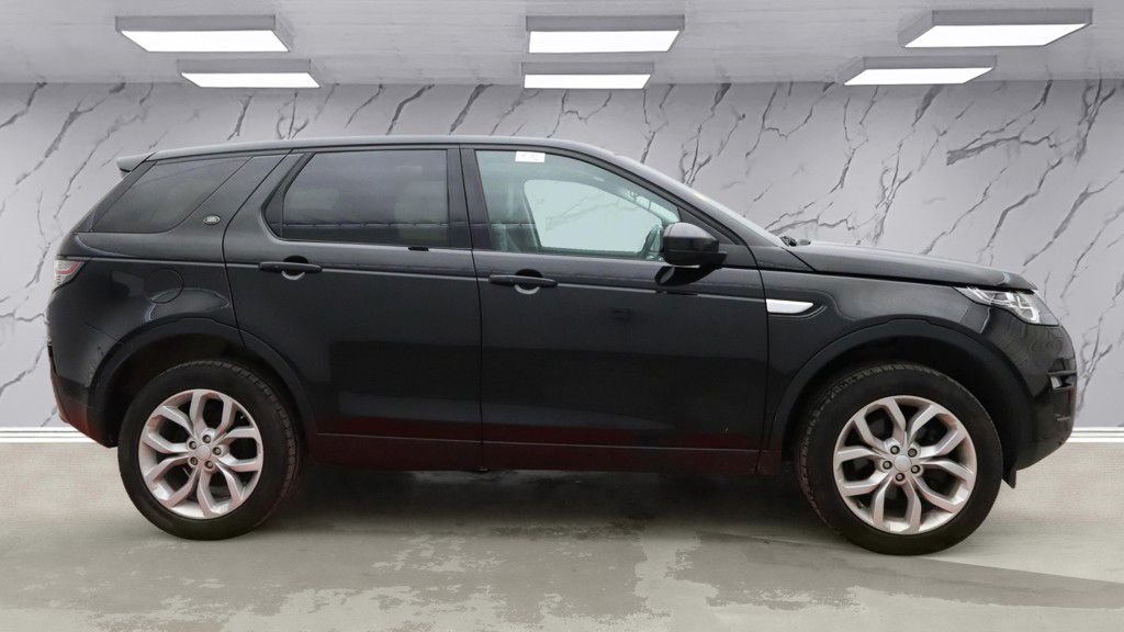 Used Land Rover Discovery Sport 2017 for sale - 77498953: Photo 8