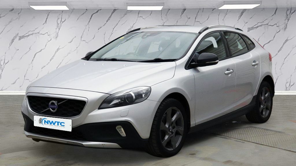 Used Volvo V40 Cross Country 2016 for sale - 77734587: Photo 5