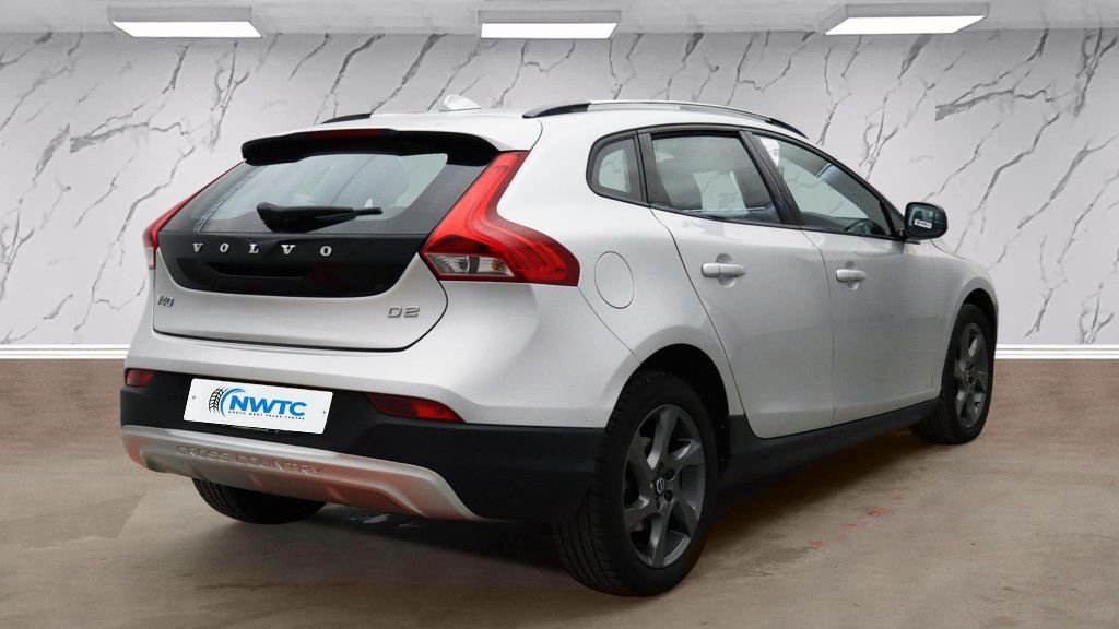 Used Volvo V40 Cross Country 2016 for sale - 77734587: Photo 7