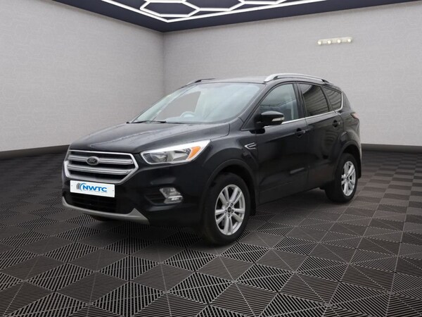 Used Ford Kuga 2016 for sale - 76267086: Photo 2