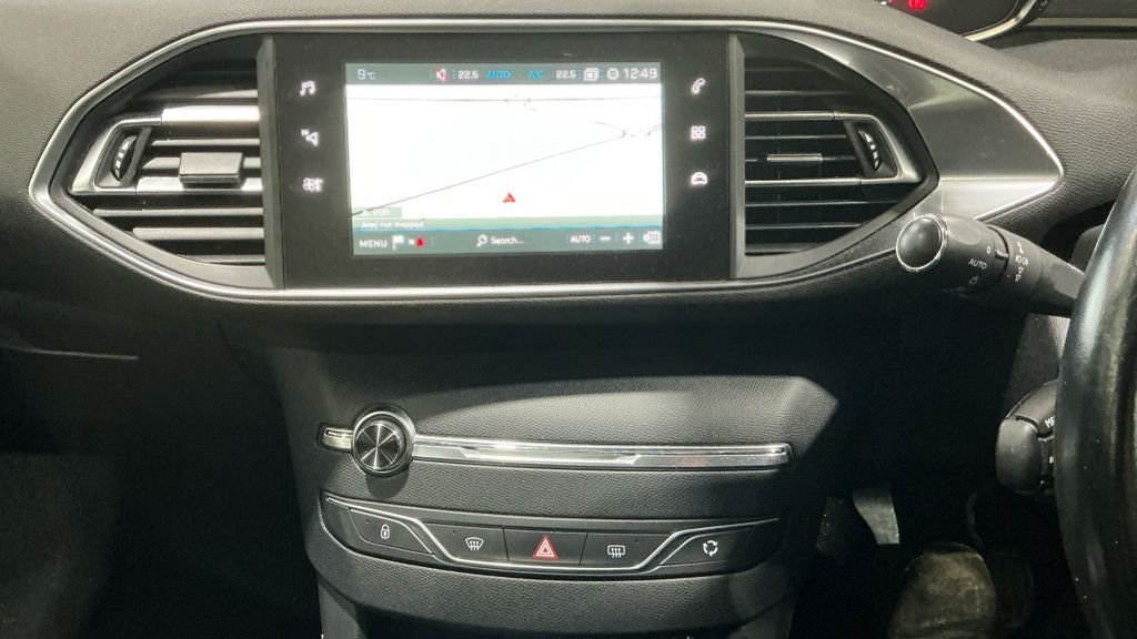 Used Peugeot 308 2018 for sale - 77463941: Photo 11