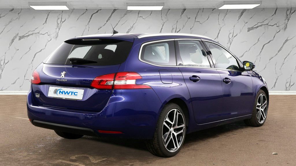 Used Peugeot 308 2018 for sale - 77463941: Photo 7