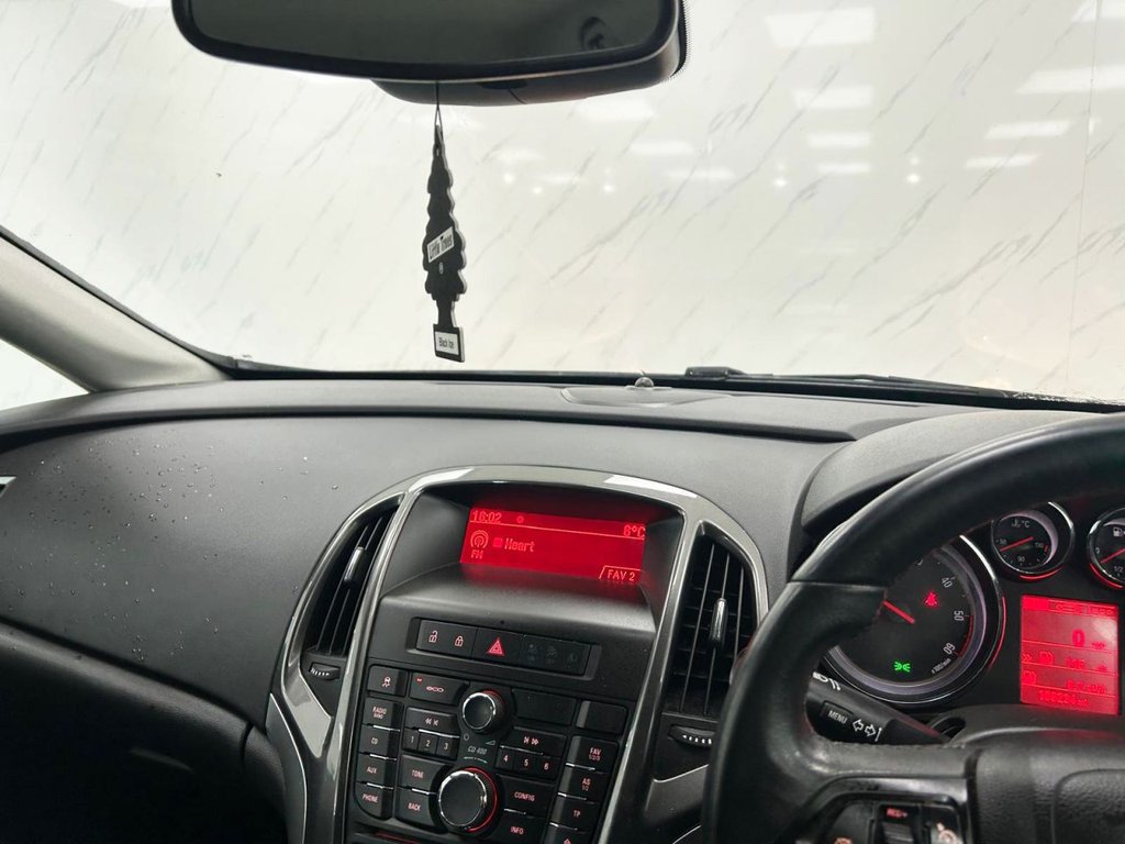 Used Vauxhall Astra 2014 for sale - 77153475: Photo 14