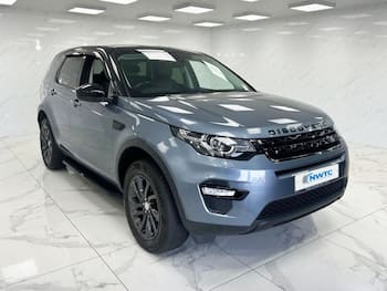 Used Land Rover Discovery Sport 2018 for sale - 79686468: Photo