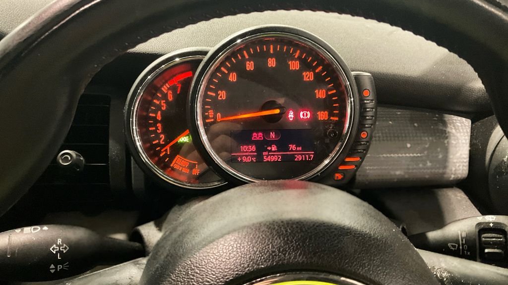 Used MINI Convertible 2016 for sale - 76923906: Photo 10