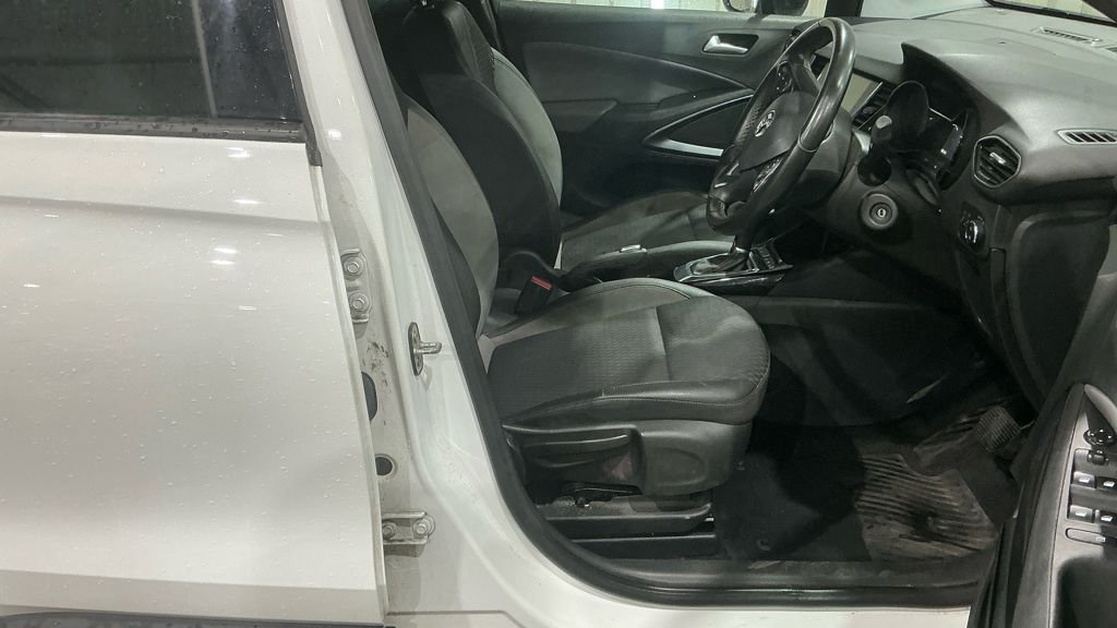 Used Vauxhall Crossland X 2019 for sale - 76867930: Photo 10