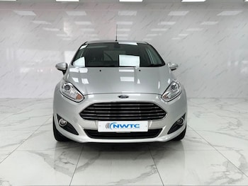 Used Ford Fiesta 2016 for sale - 76520689: Photo